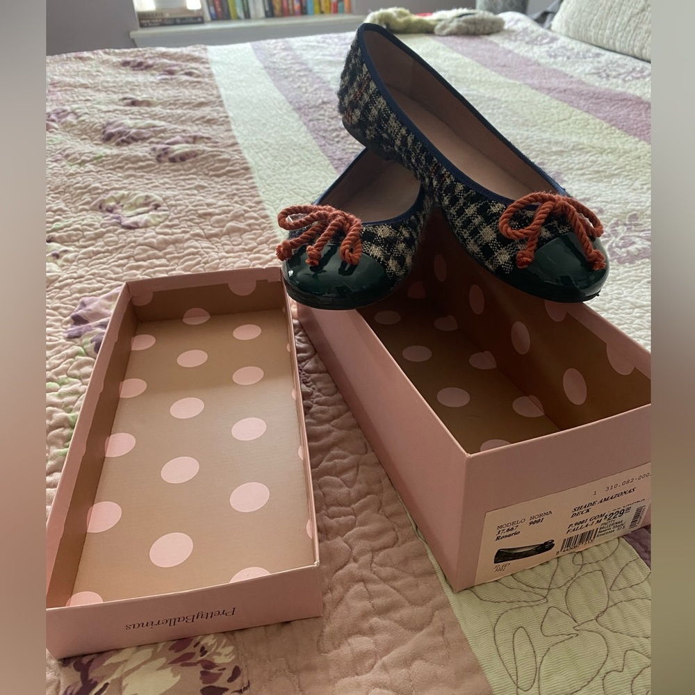 Pretty Ballerinas tweed ballet flats - Size 7.5